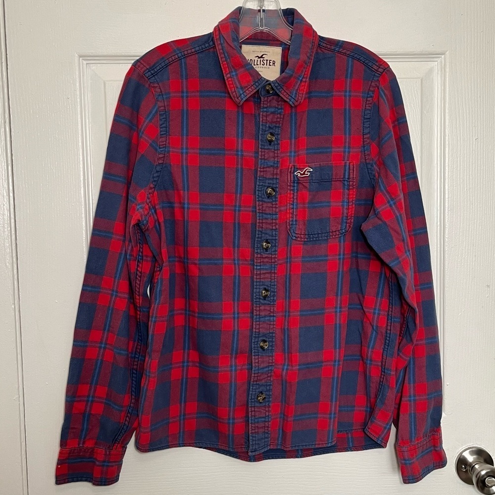 Hollister Men’s Red and Blue Plaid Flannel Button Down Shirt | size Large